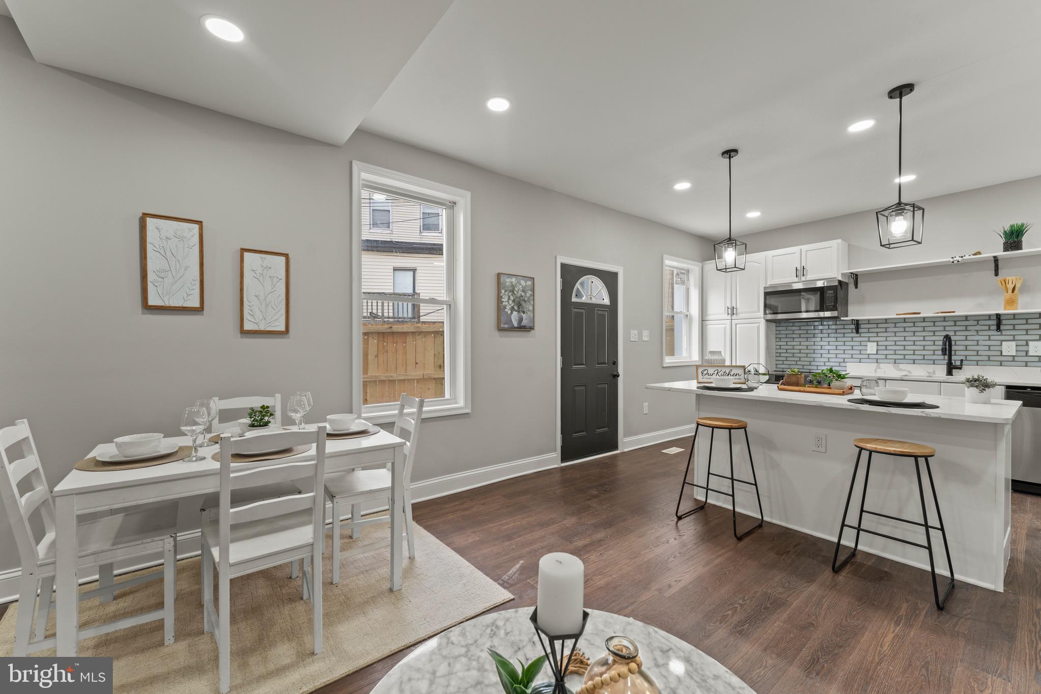 MONTEBELLO - Residential