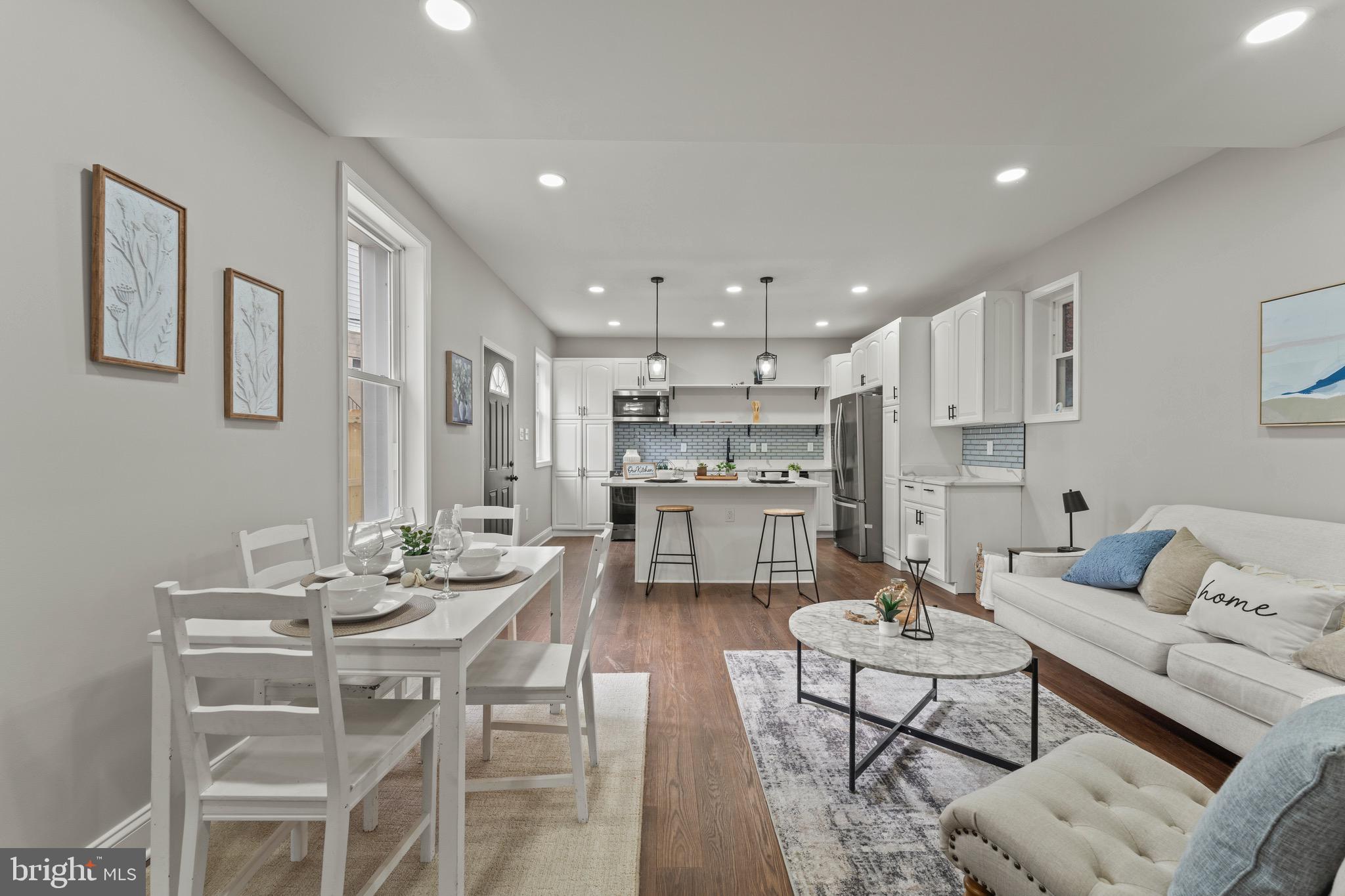 MONTEBELLO - Residential