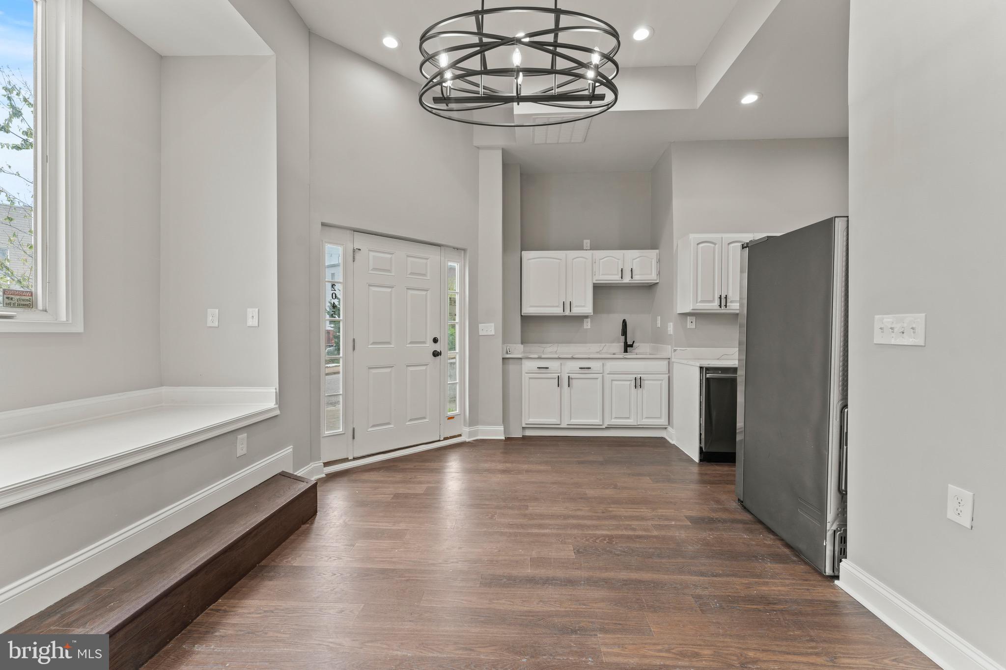 MONTEBELLO - Residential