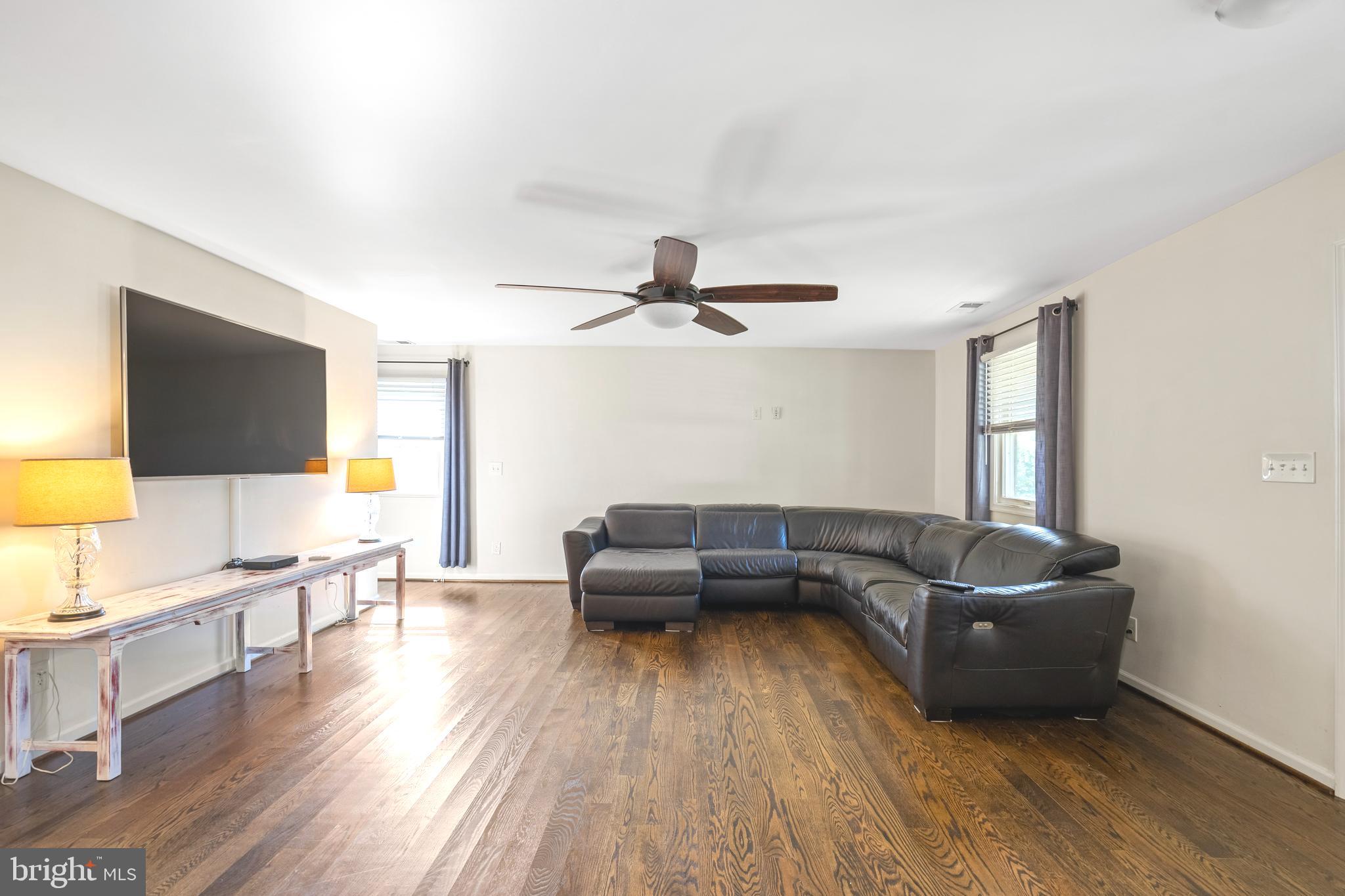 LORFAX HEIGHTS - Residential