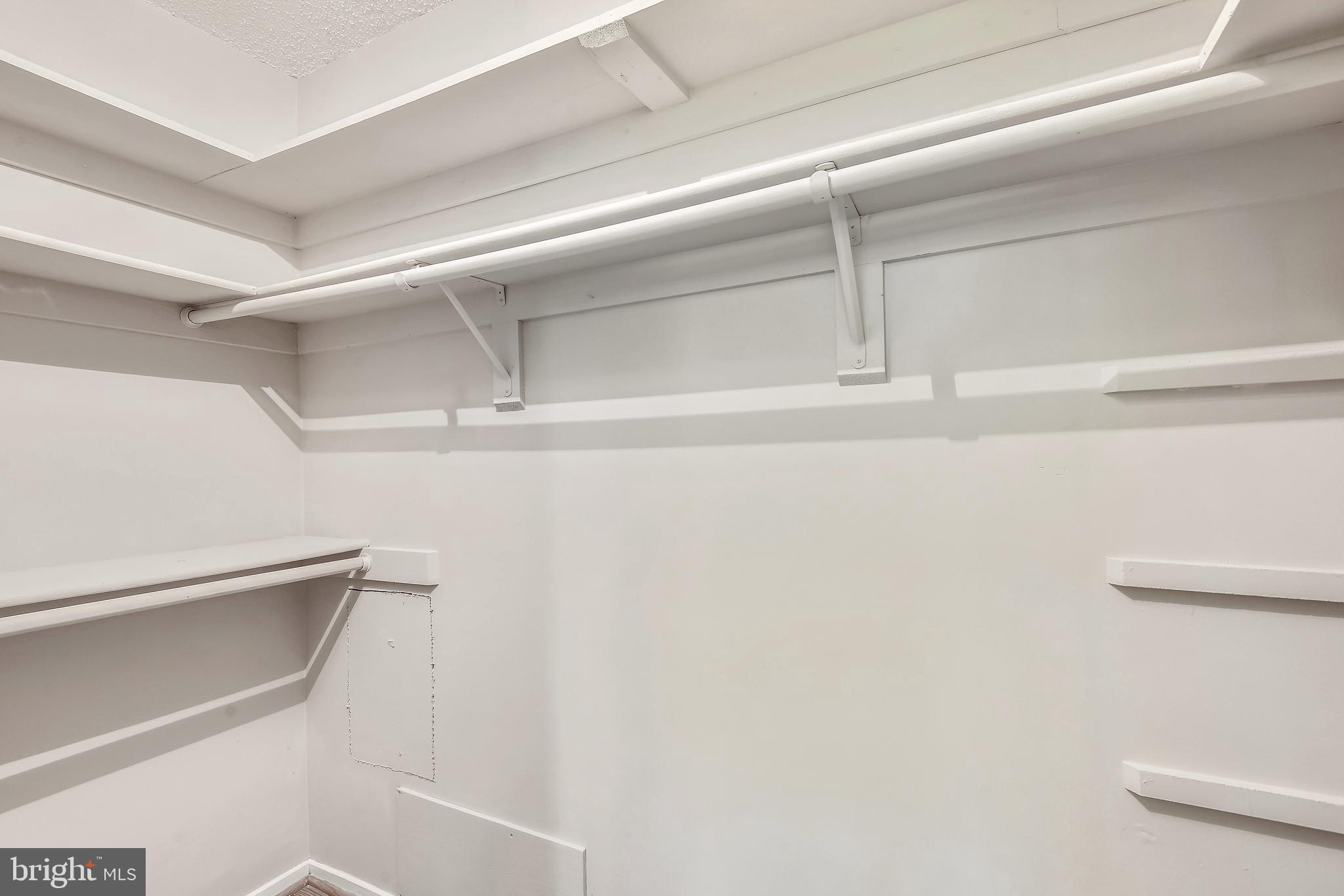 VILLARIDGE - Residential