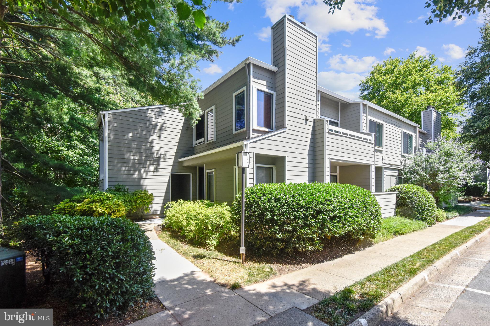 VILLARIDGE - Residential