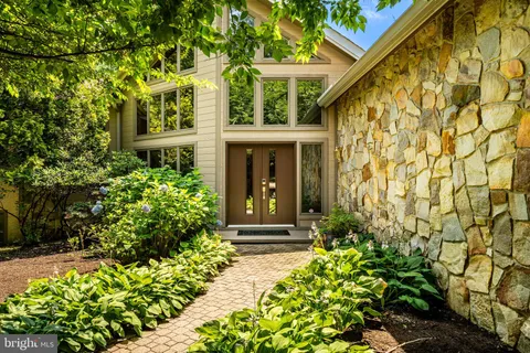 MLS: PACT2121270