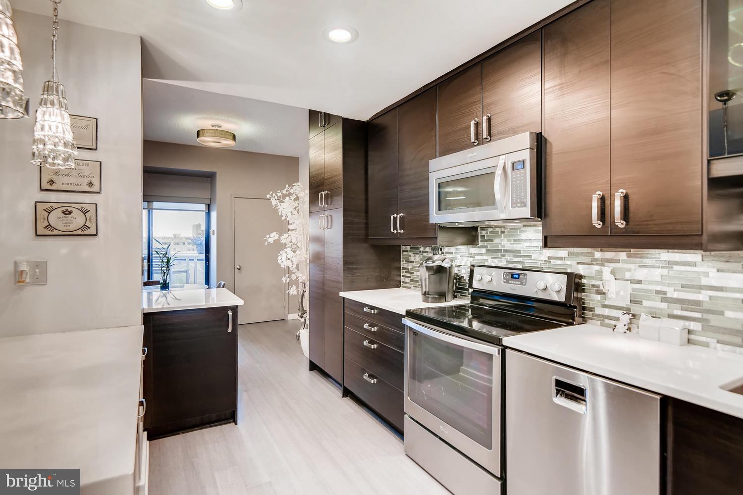 CANTON WATERFRONT - Residential Lease