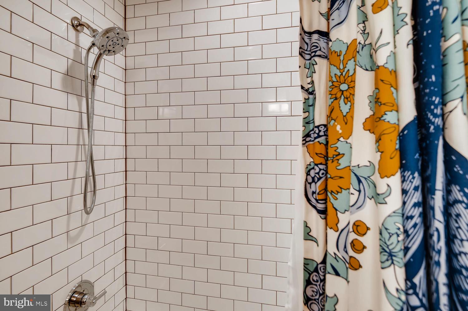 CANTON WATERFRONT - Residential Lease