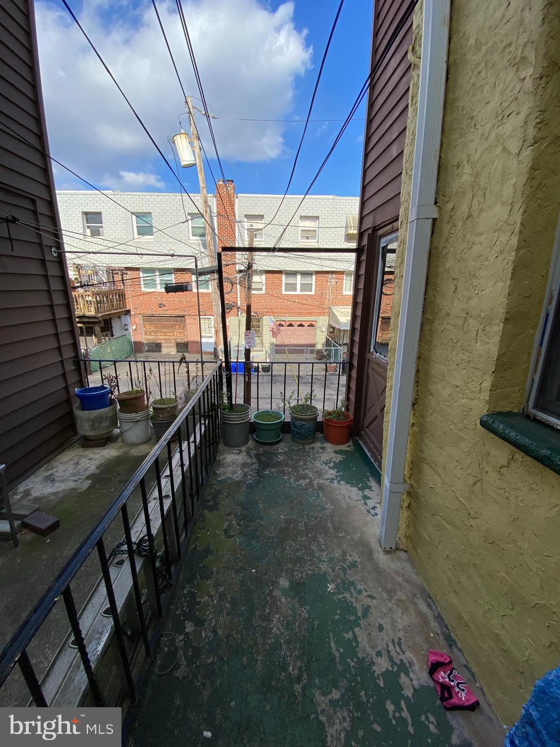 WHITMAN - Residential