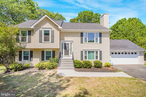 Homes For Sale - 11615 Kenton Drive<br/> FREDERICKSBURG, VA 22407