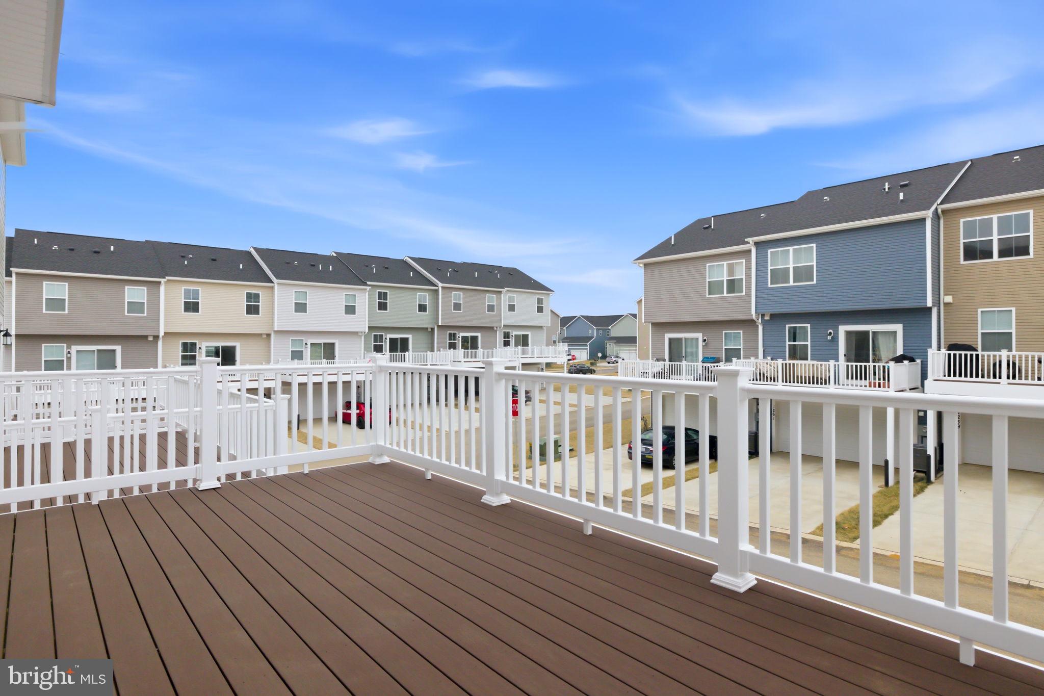 RED CLOVER MEADOWS - Residential Lease