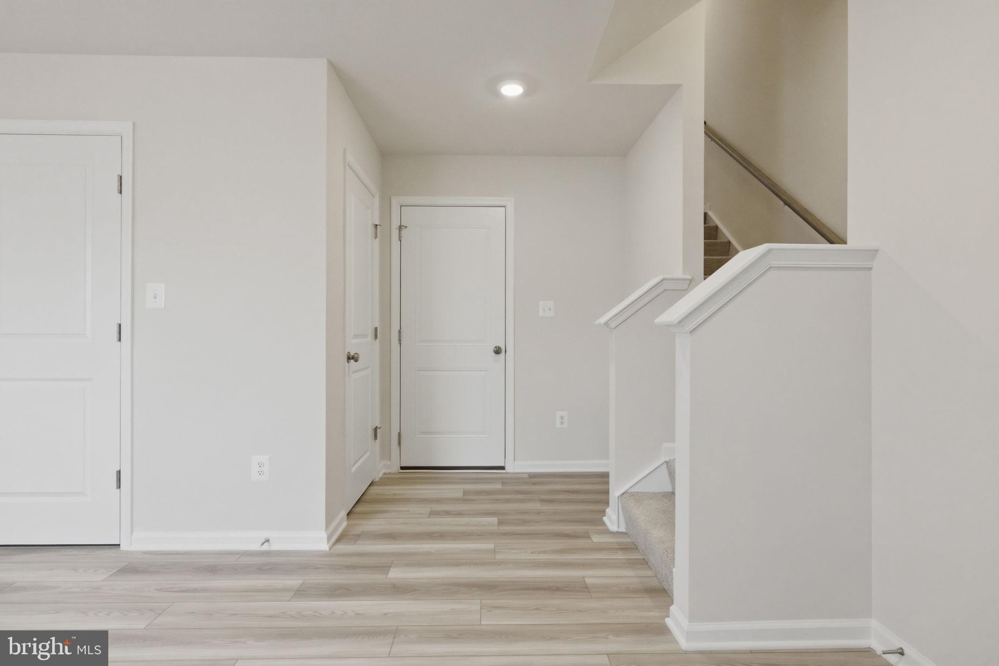 RED CLOVER MEADOWS - Residential Lease