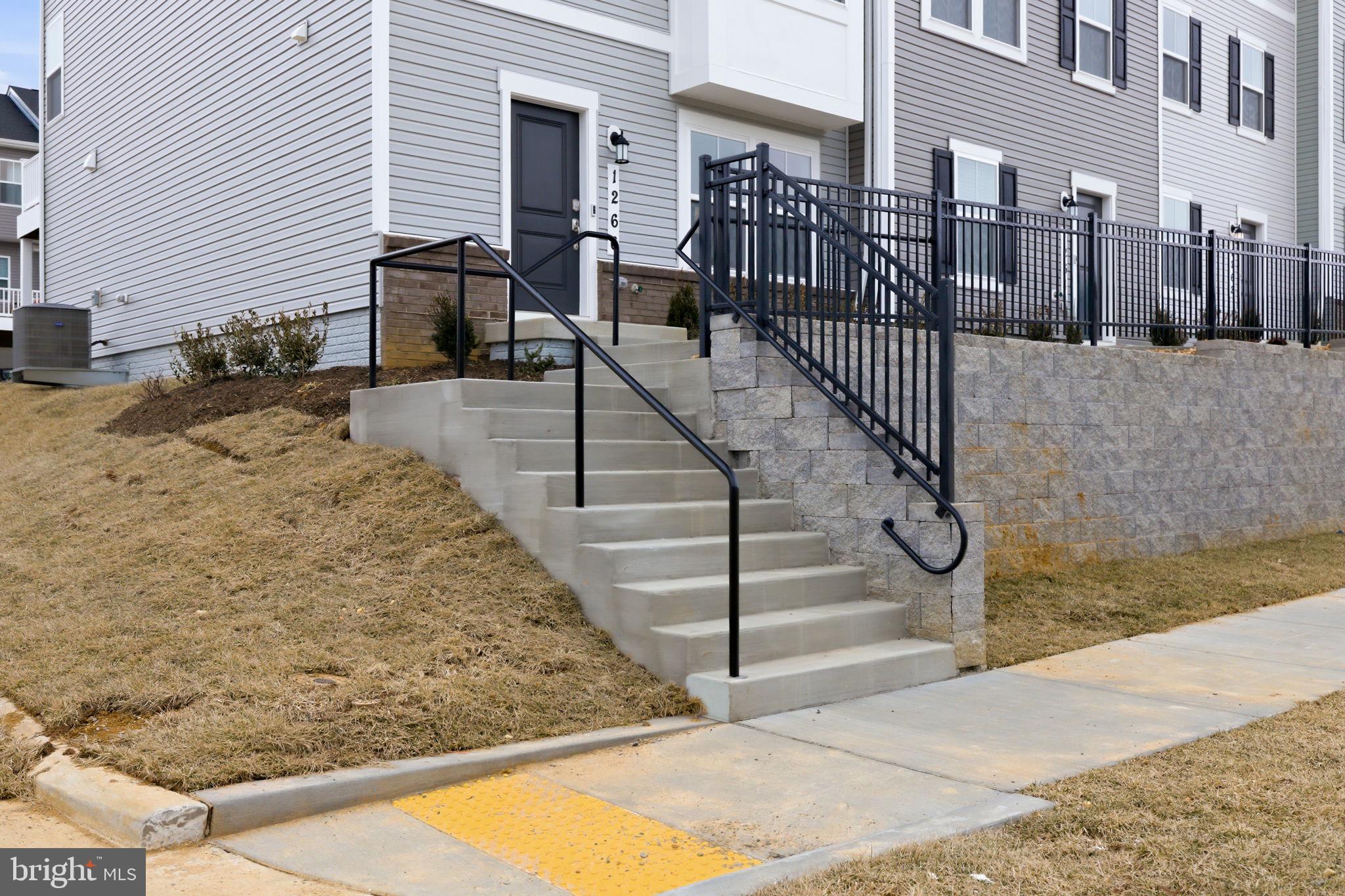 RED CLOVER MEADOWS - Residential Lease