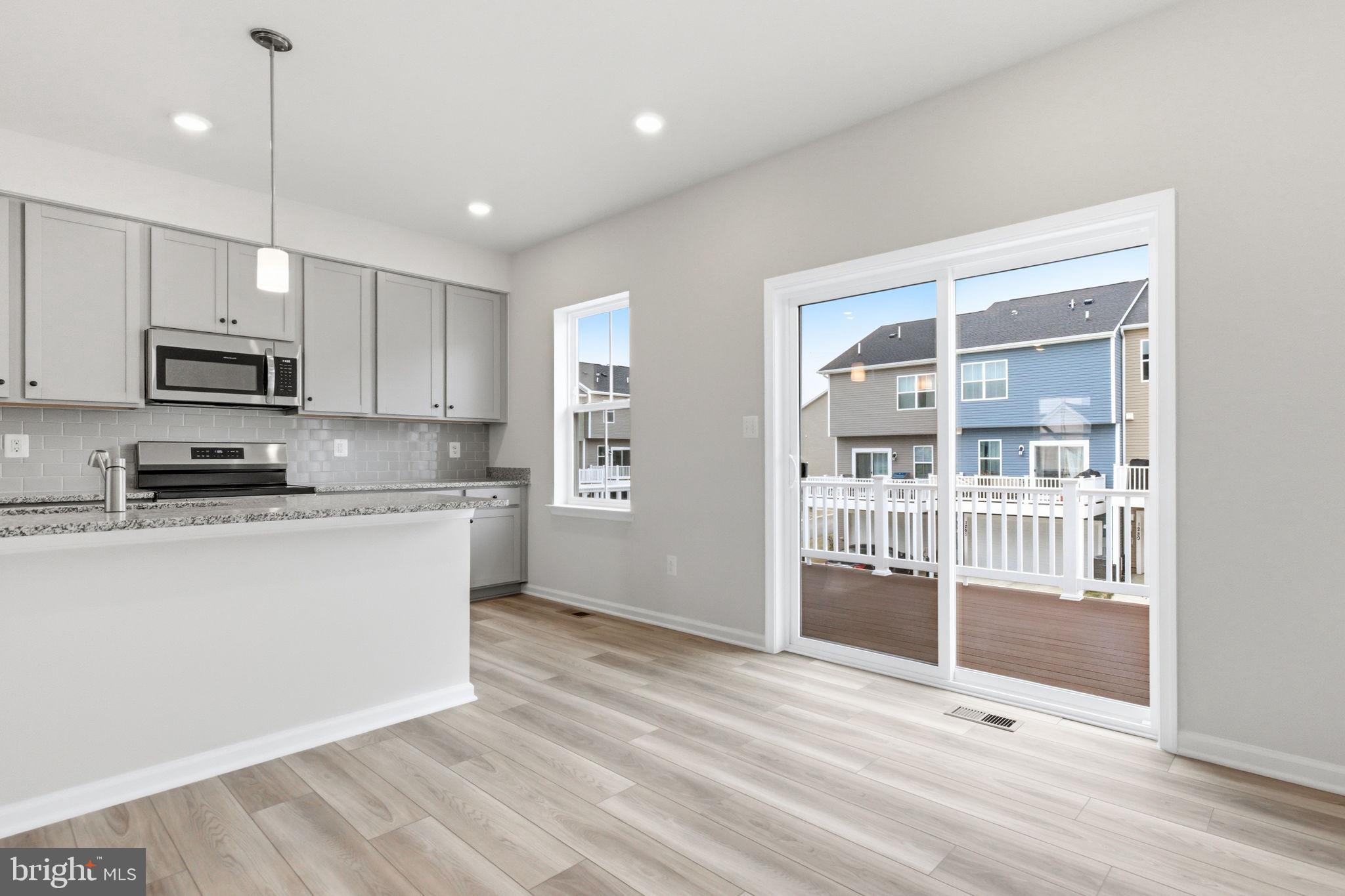 RED CLOVER MEADOWS - Residential Lease