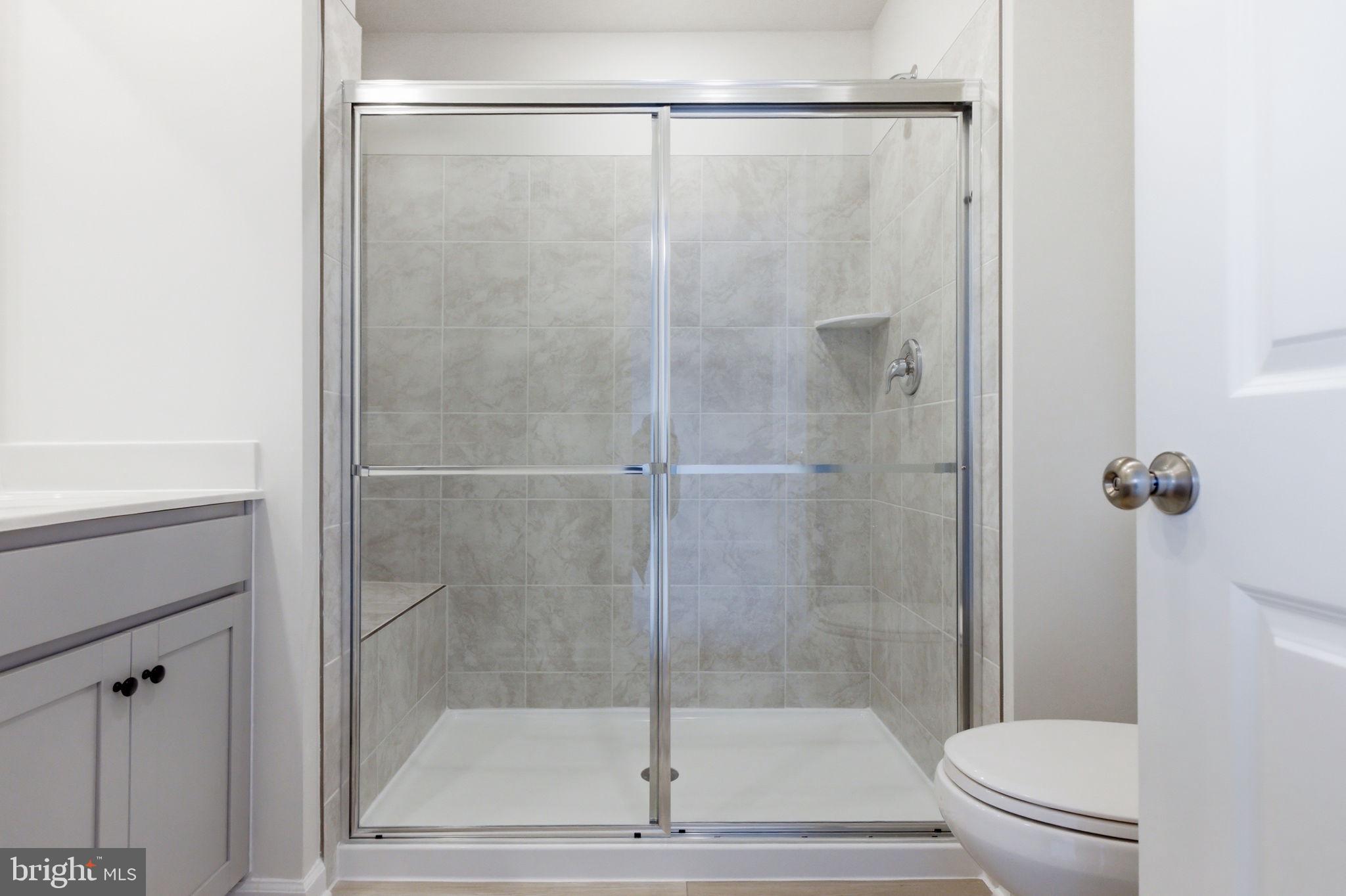 RED CLOVER MEADOWS - Residential Lease