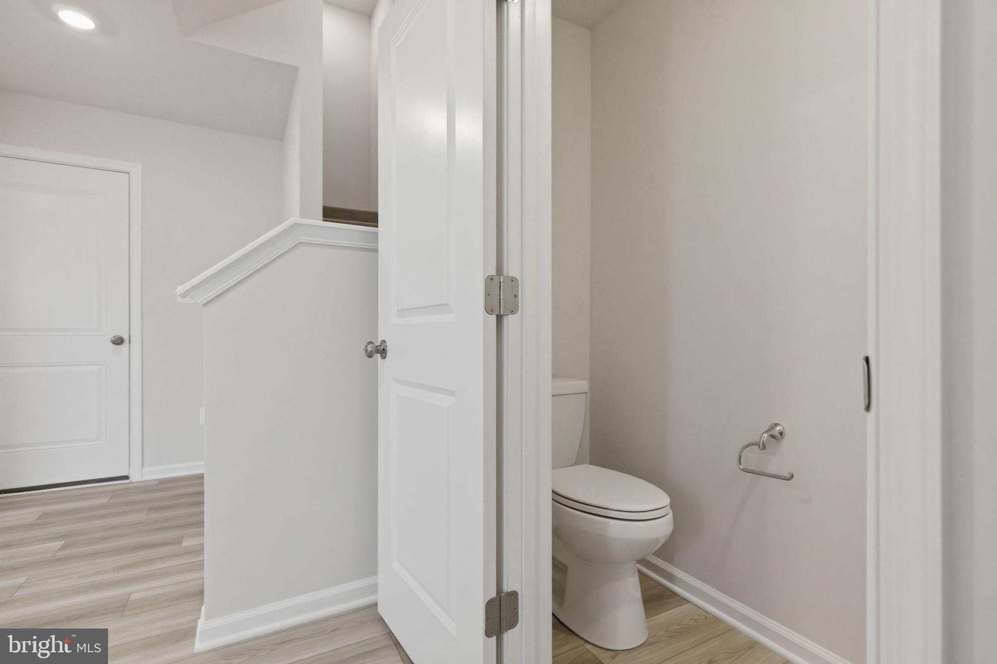 RED CLOVER MEADOWS - Residential Lease