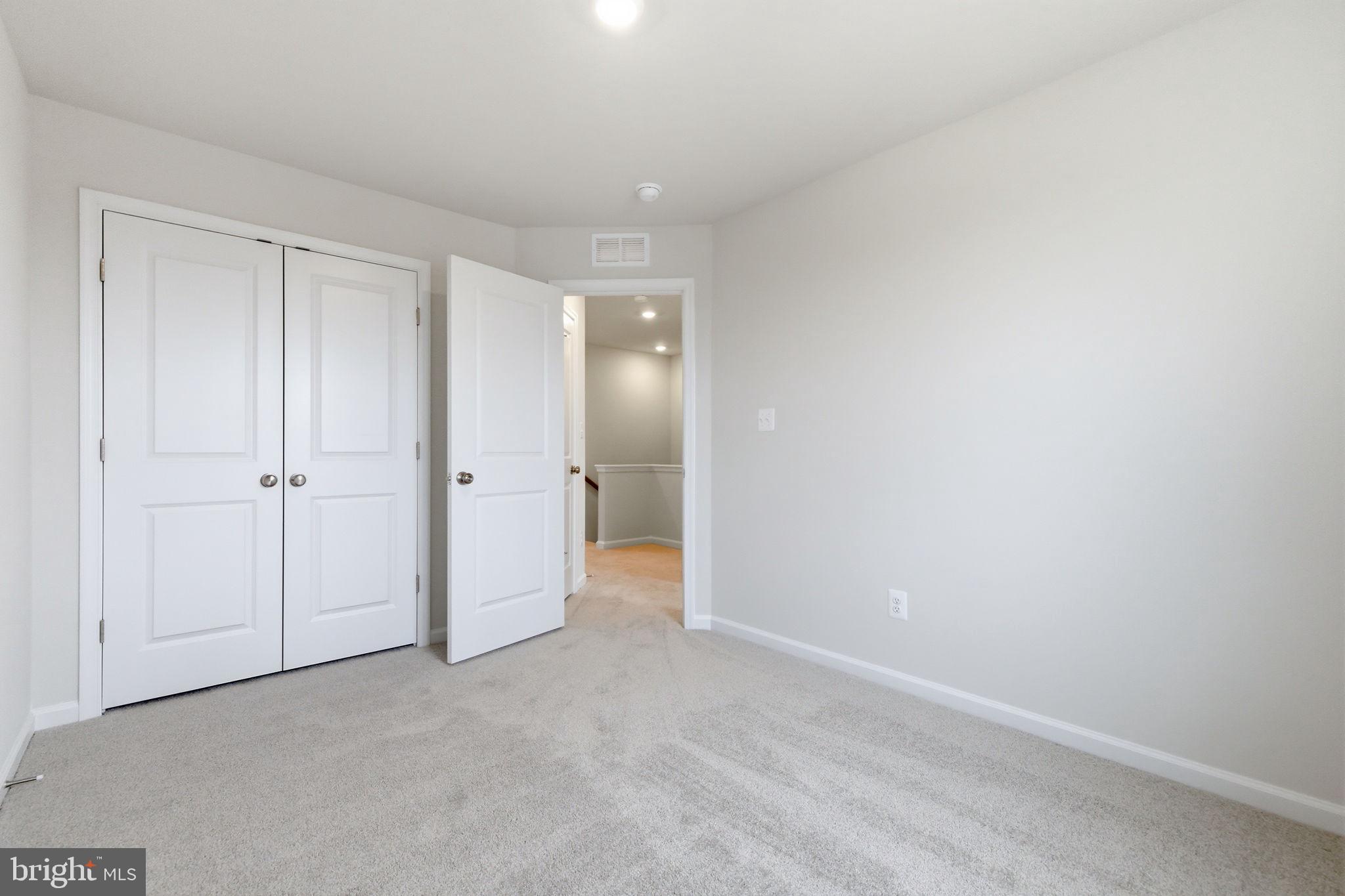 RED CLOVER MEADOWS - Residential Lease