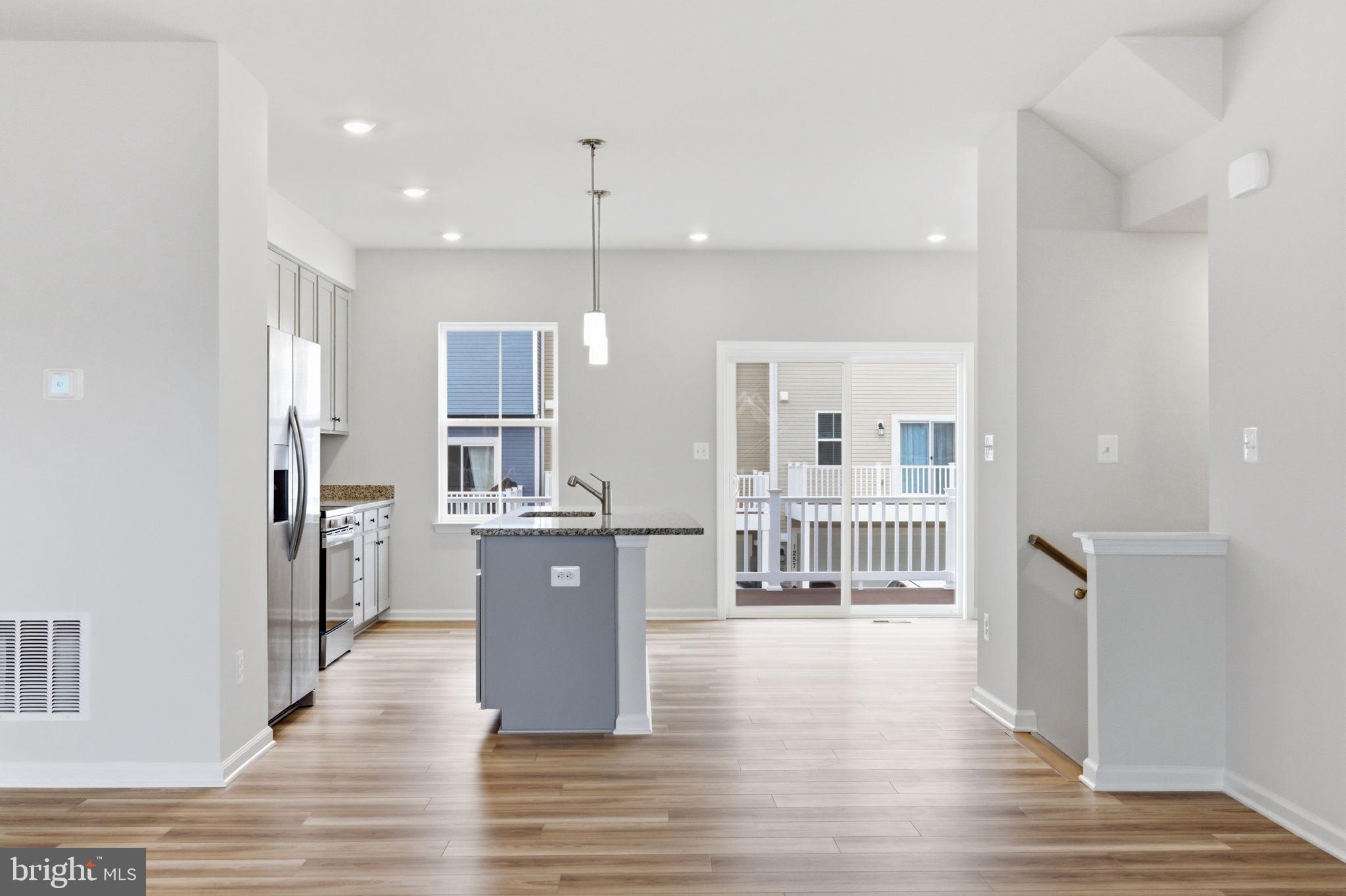 RED CLOVER MEADOWS - Residential Lease