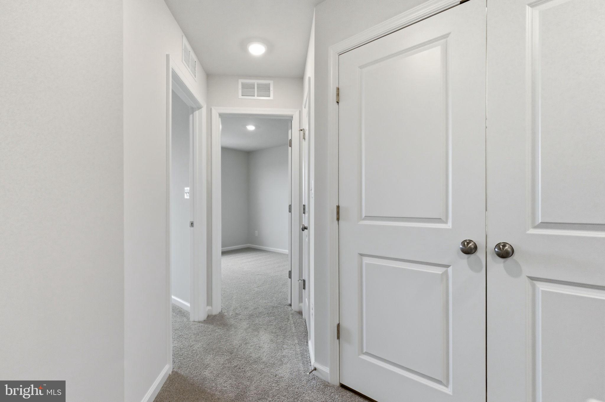 RED CLOVER MEADOWS - Residential Lease