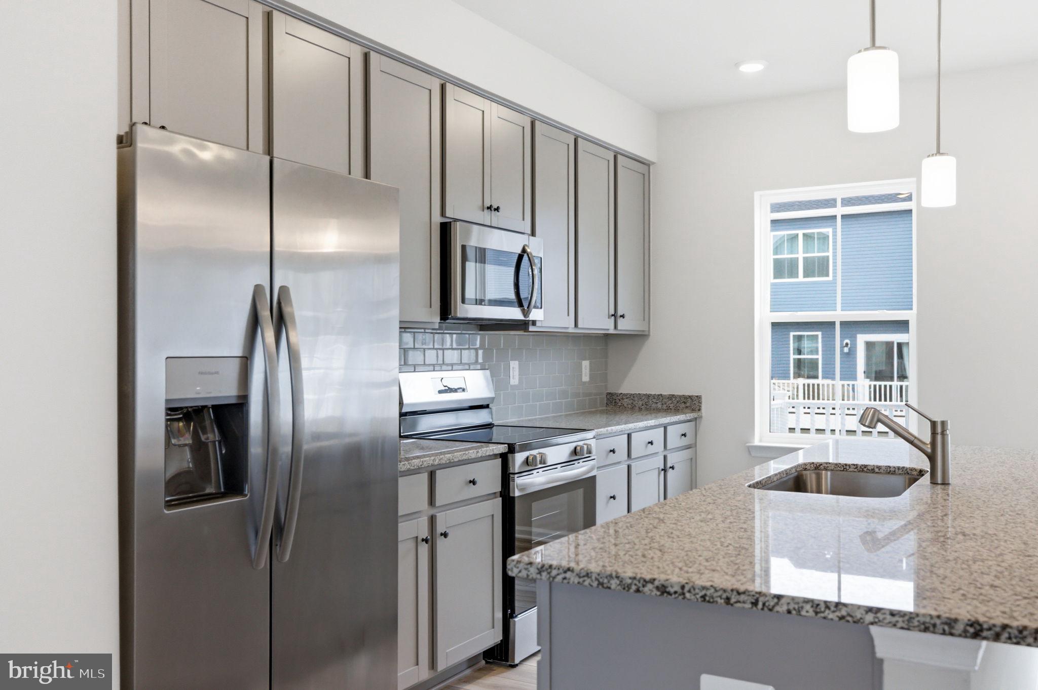 RED CLOVER MEADOWS - Residential Lease