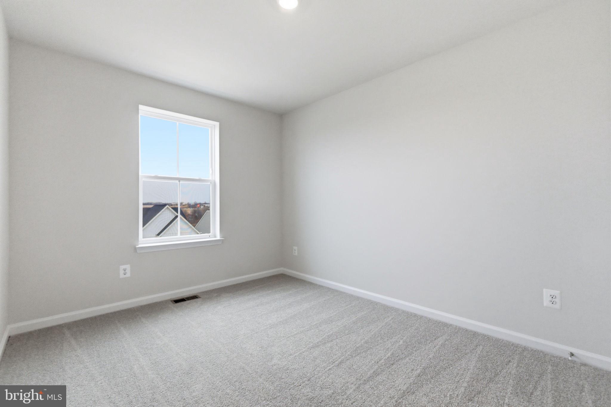 RED CLOVER MEADOWS - Residential Lease