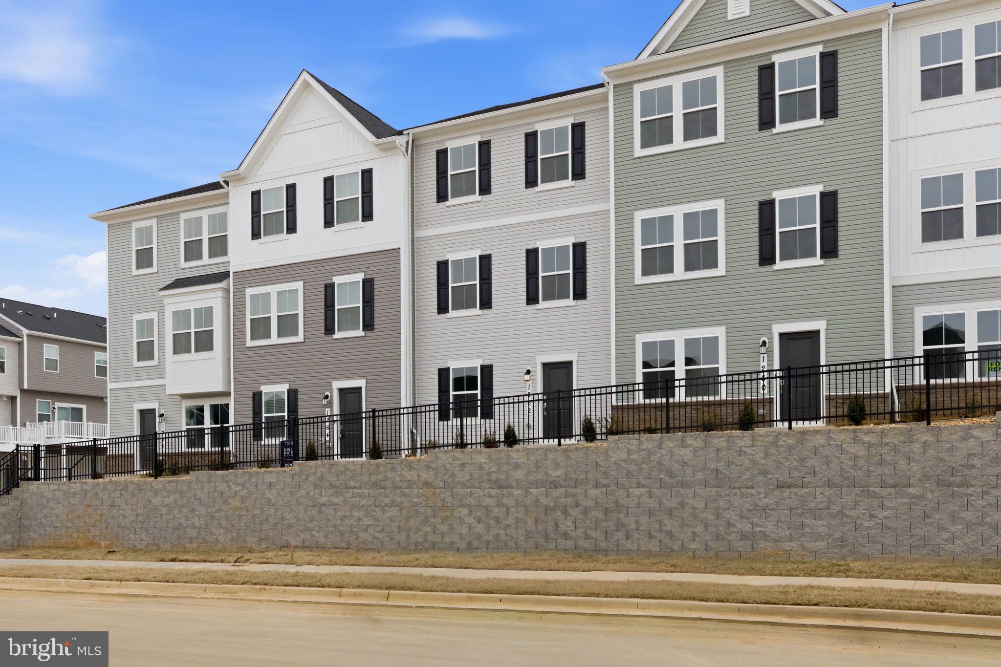 RED CLOVER MEADOWS - Residential Lease