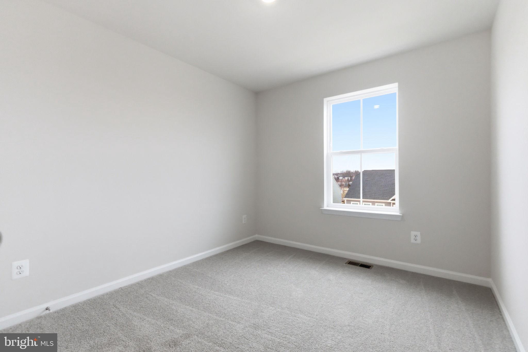 RED CLOVER MEADOWS - Residential Lease