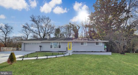 1001 WOODS PLACE ALEXANDRIA VA 22302