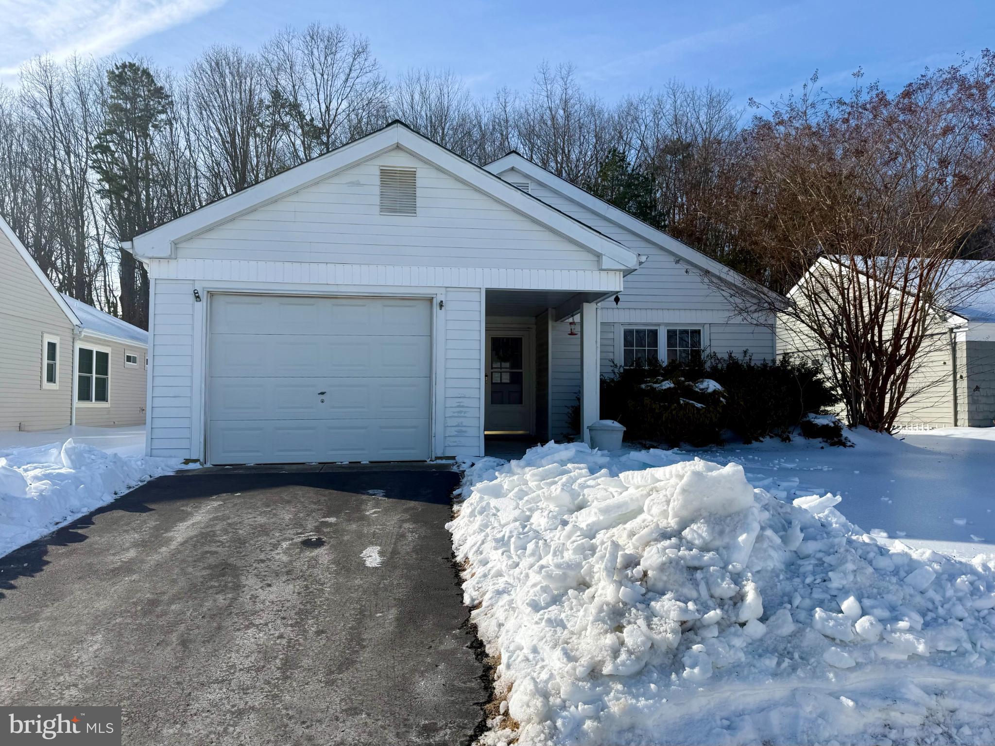 LEISURETOWNE - Residential