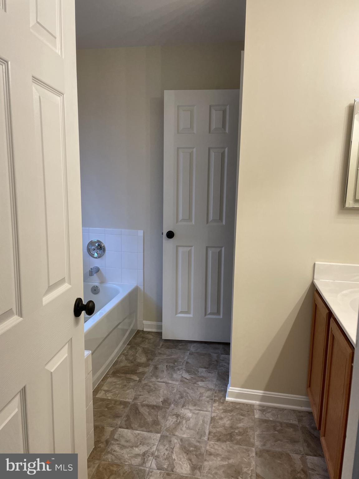 MALLARD'S LANDING - Residential Lease