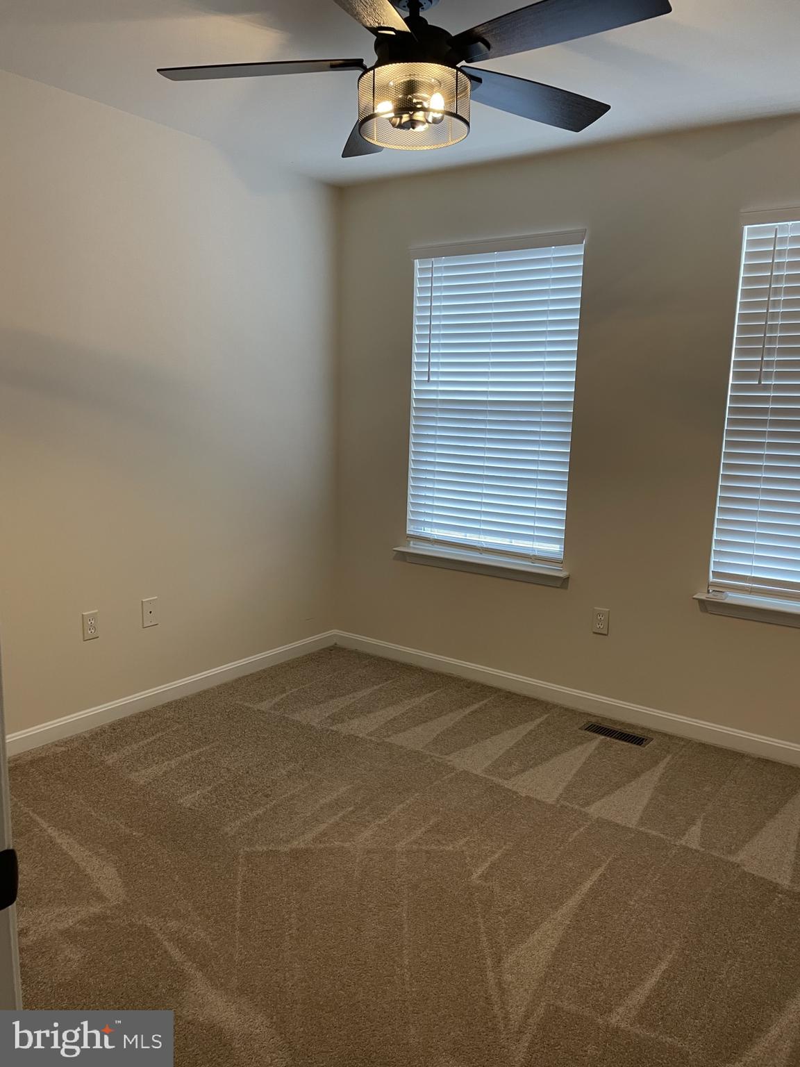 MALLARD'S LANDING - Residential Lease