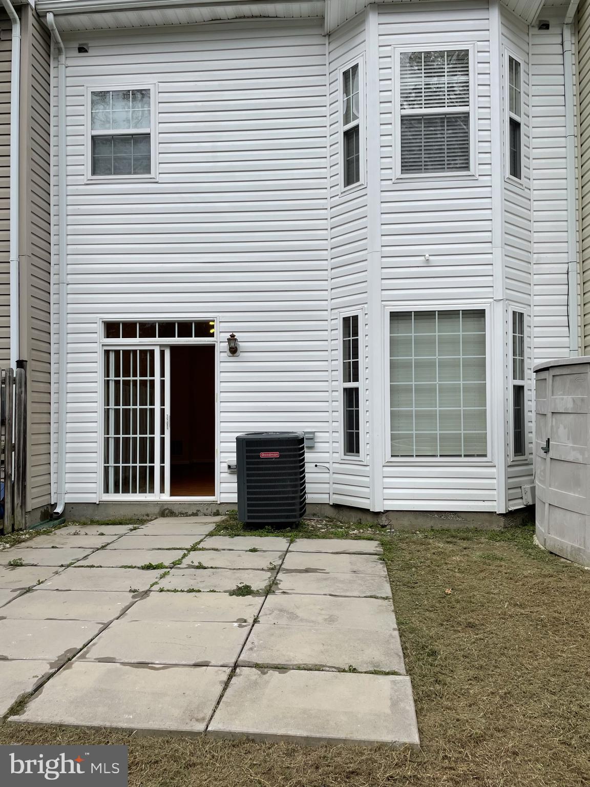 MALLARD'S LANDING - Residential Lease