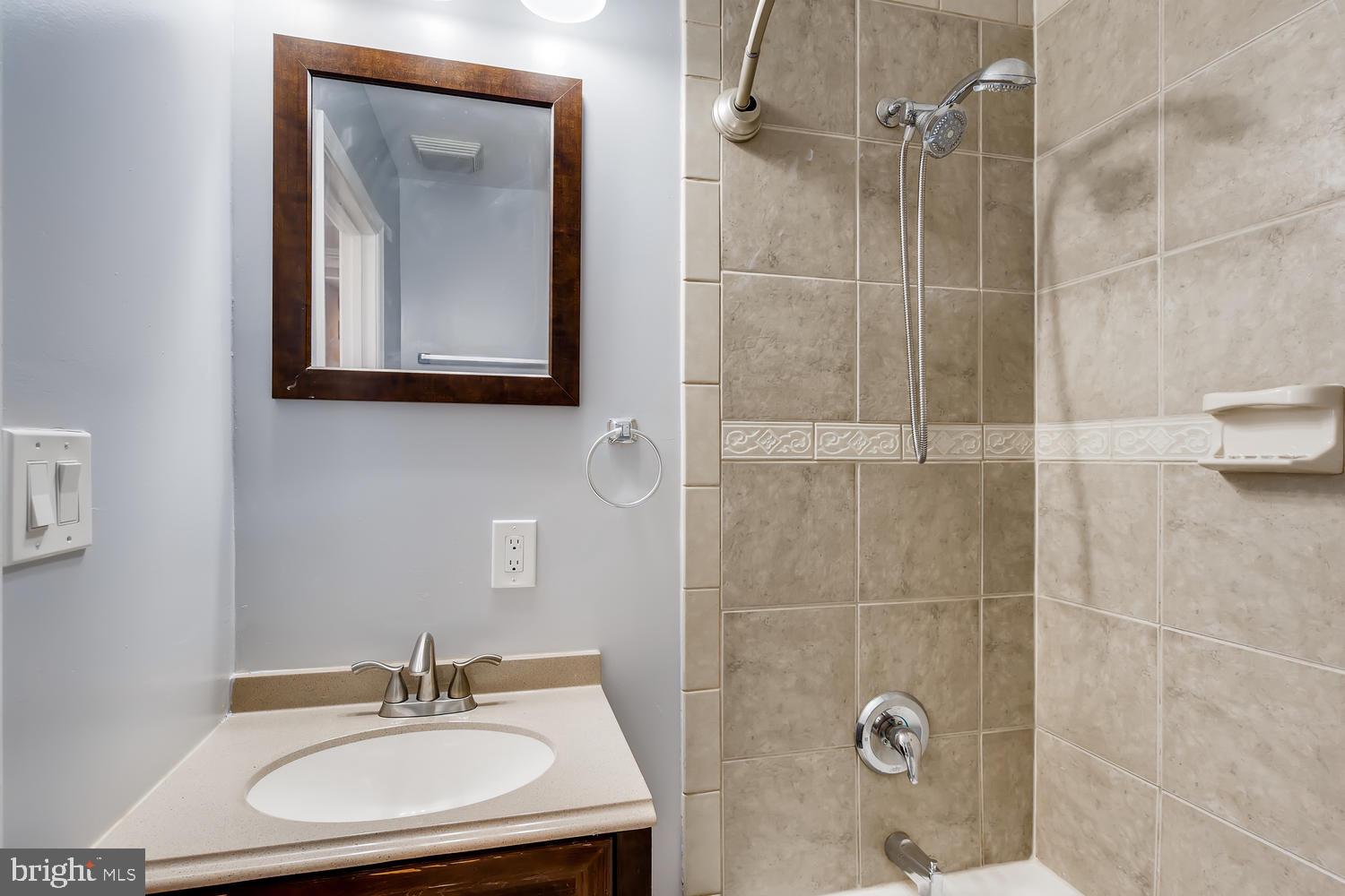 BUTCHER'S HILL - Residential