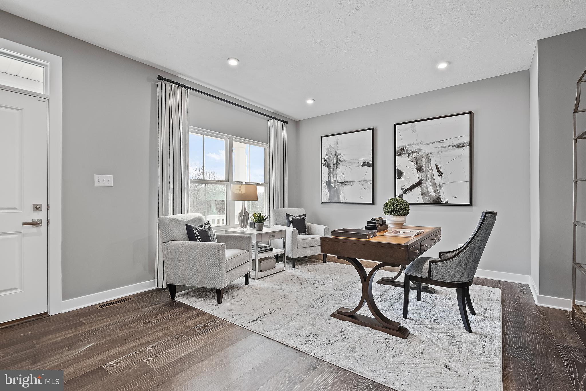 STRAY WINDS FARM - Residential