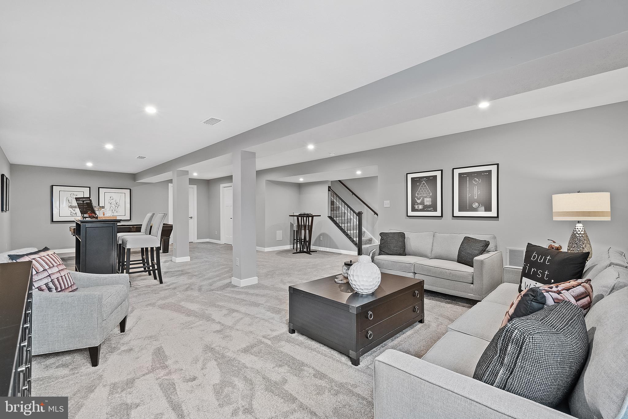 STRAY WINDS FARM - Residential