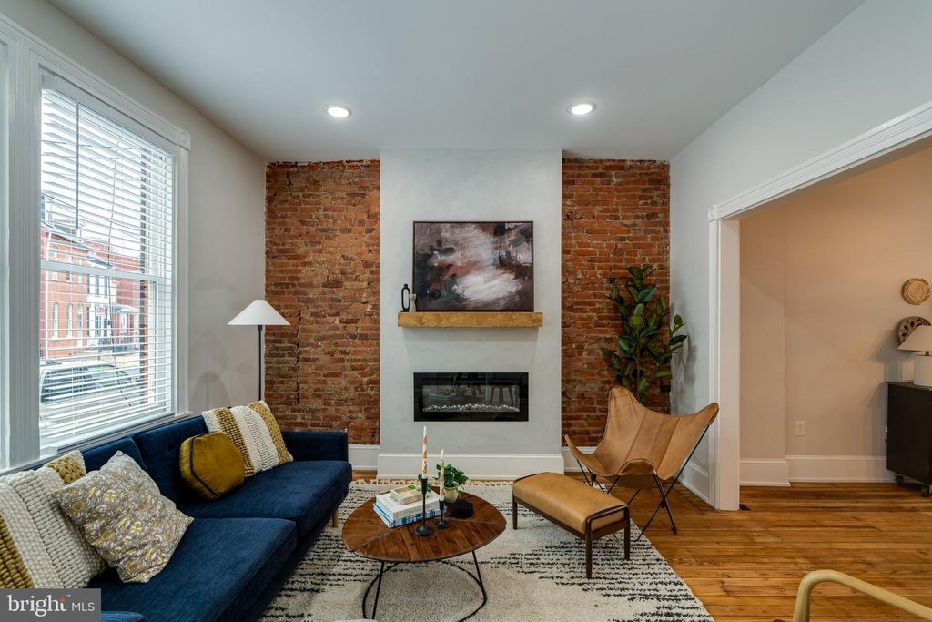 Photo of 522 W King Street, LANCASTER, PA 17603 (MLS # PALA2073586)