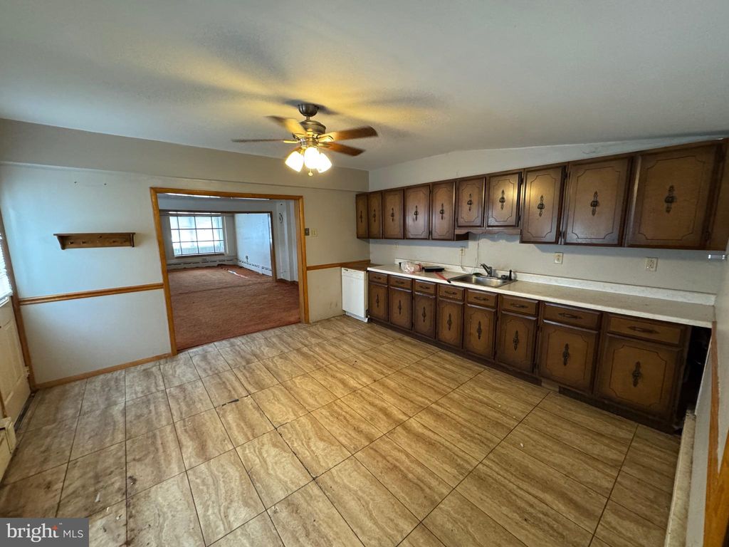 Photo of 4 Trenton, MAHANOY CITY, PA 17948 (MLS # PASK2024856)