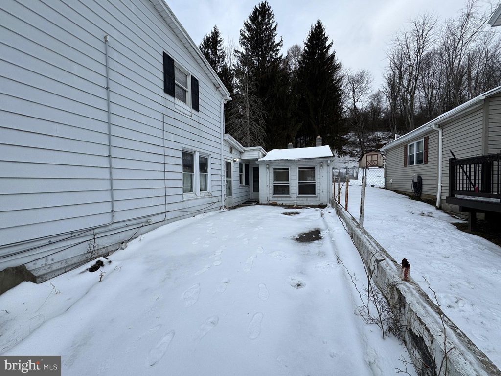 Photo of 4 Trenton, MAHANOY CITY, PA 17948 (MLS # PASK2024856)