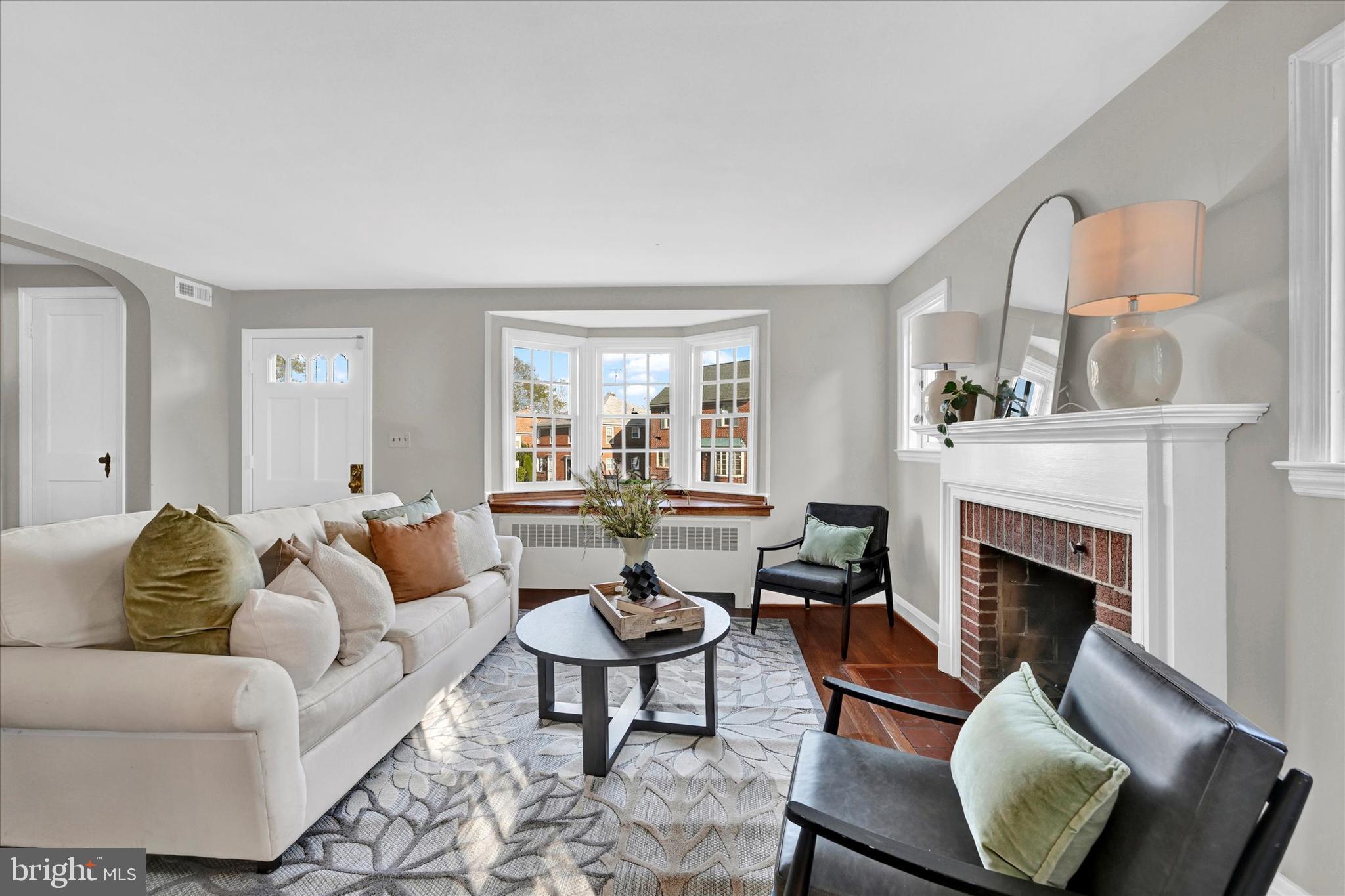 WEST HILLS - Residential