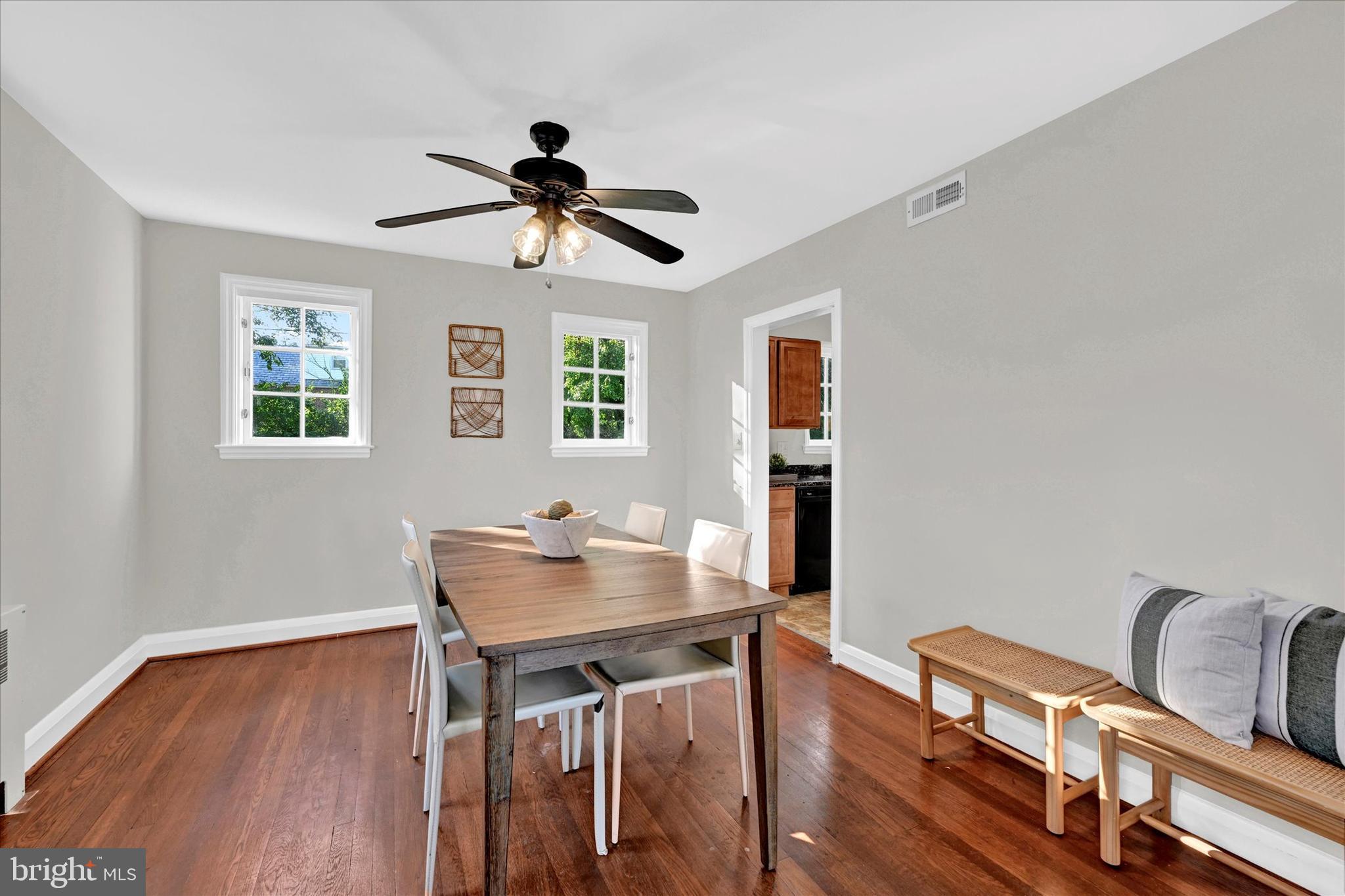 WEST HILLS - Residential