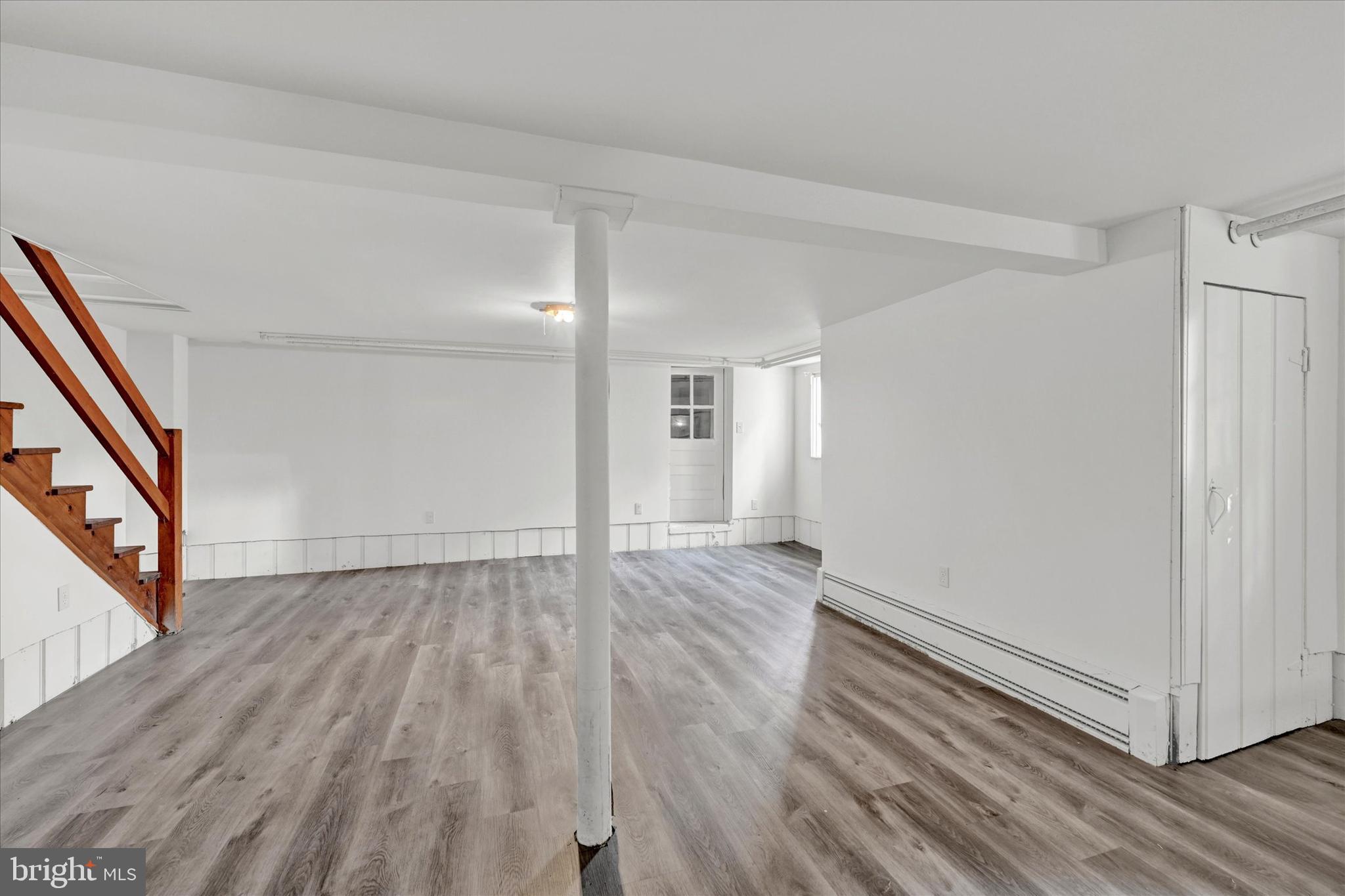 WEST HILLS - Residential