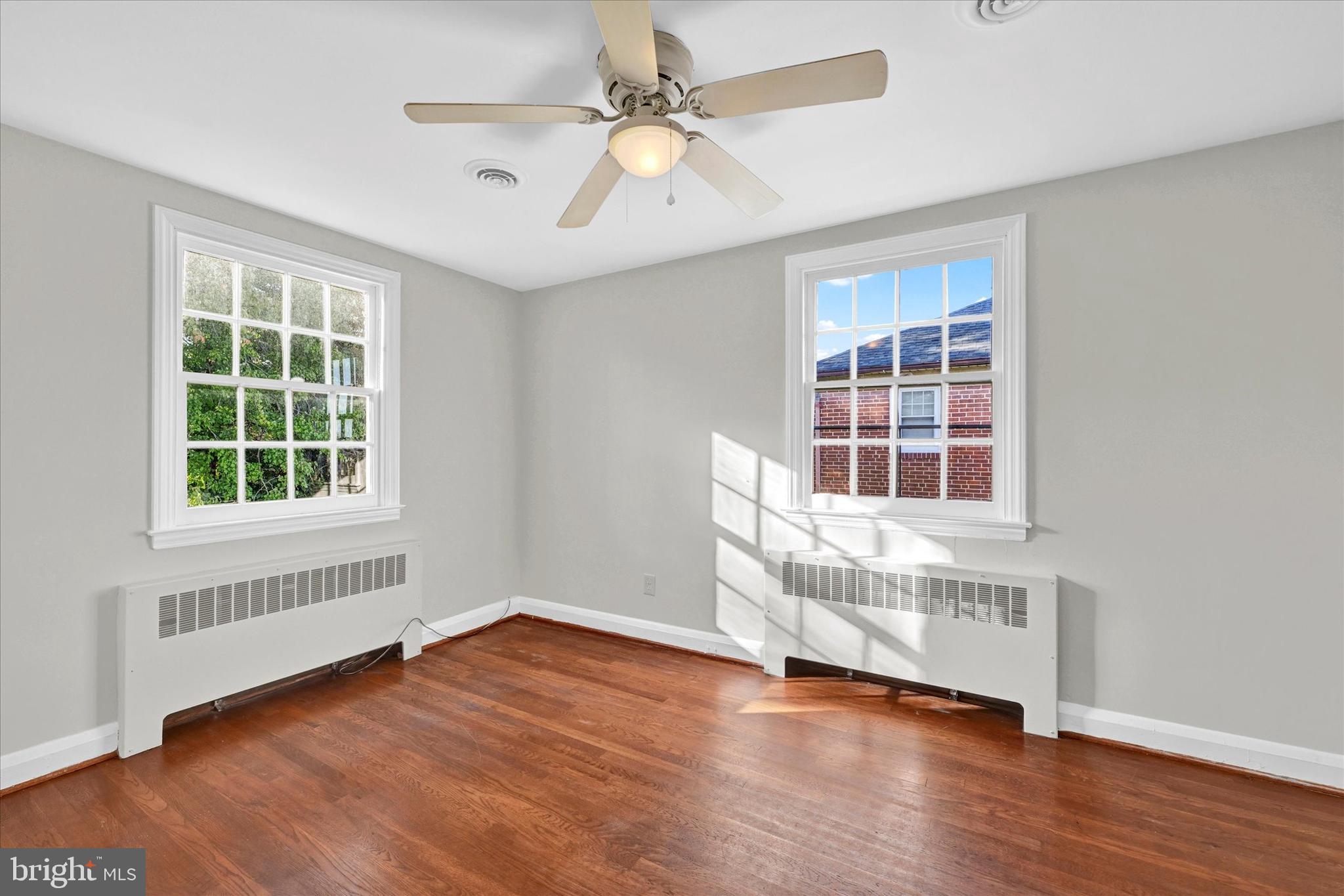 WEST HILLS - Residential