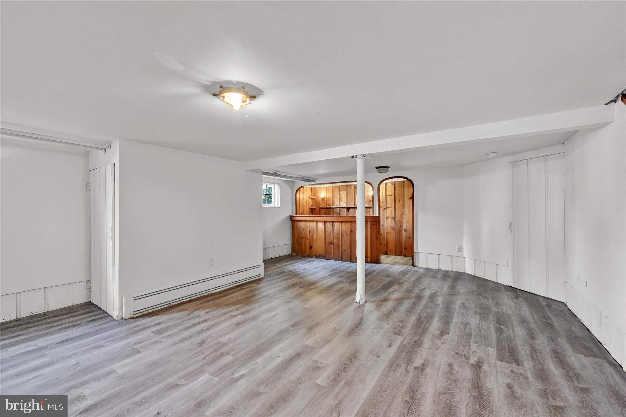 WEST HILLS - Residential