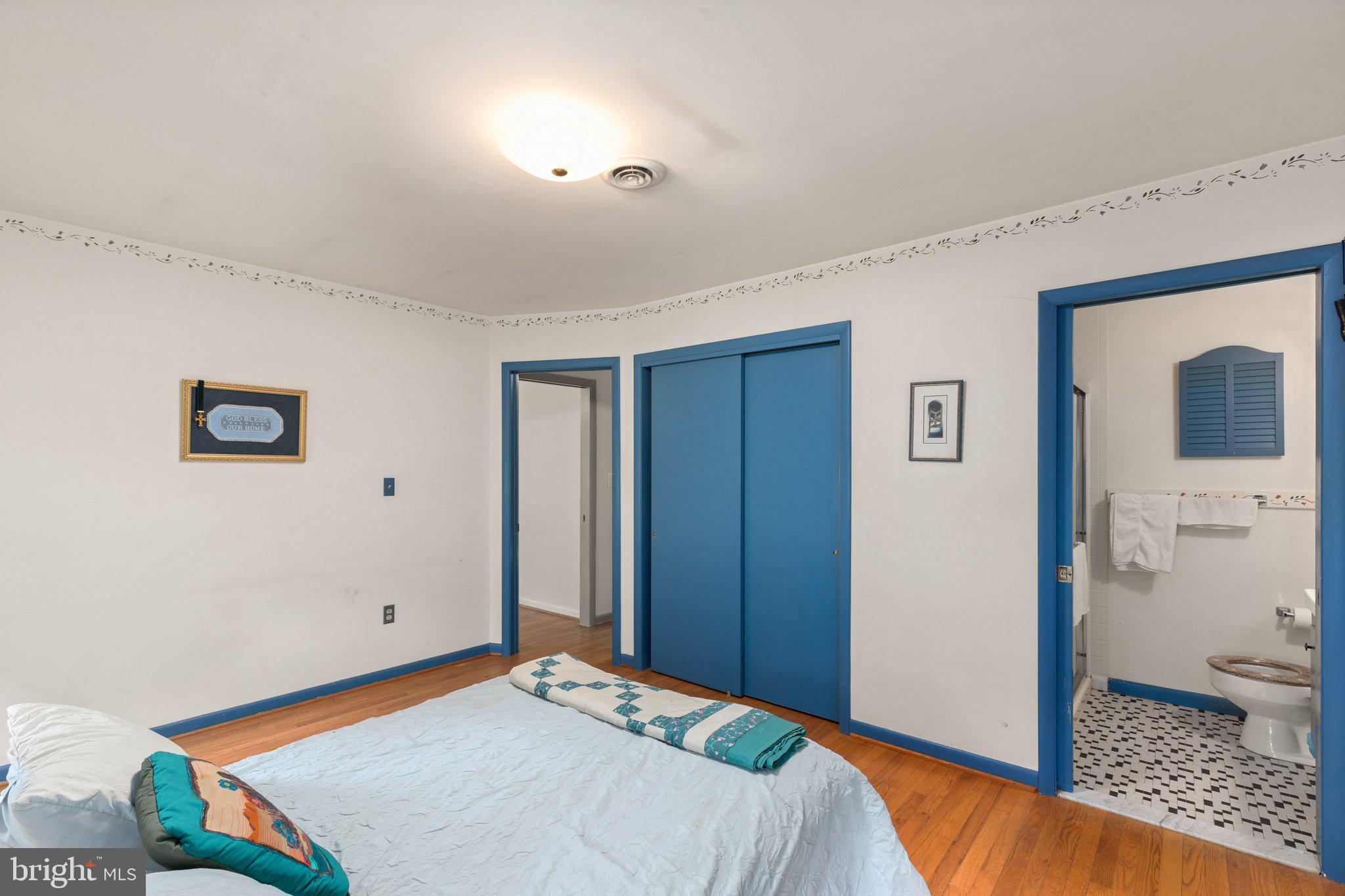 MADONNA - Residential