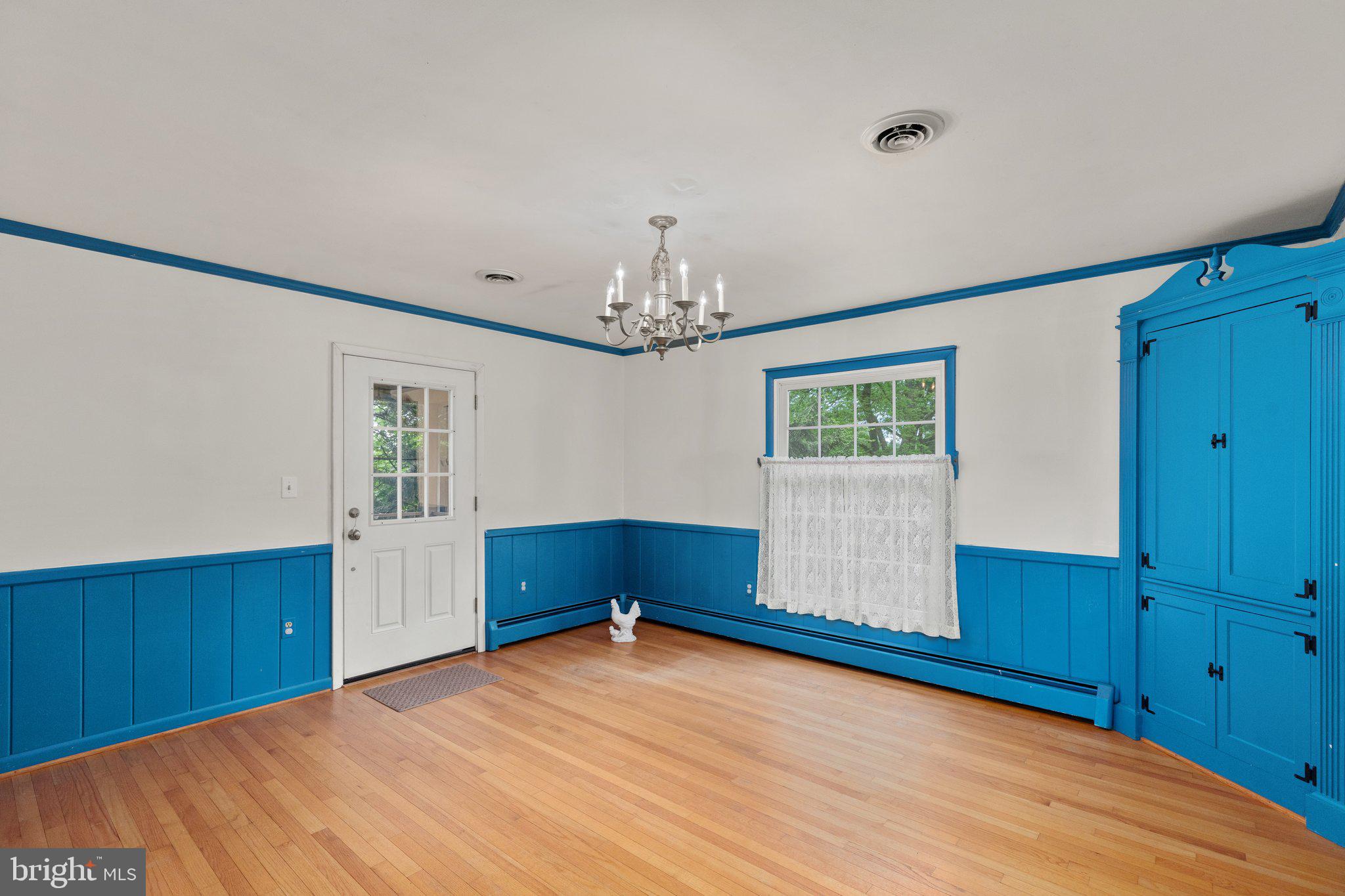 MADONNA - Residential