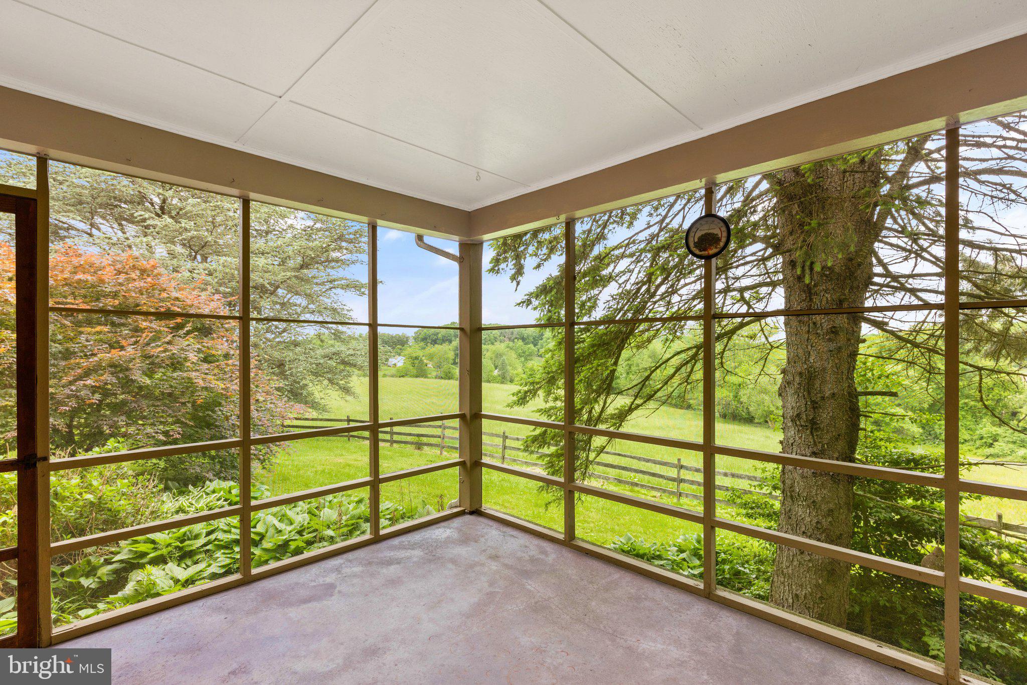 MADONNA - Residential