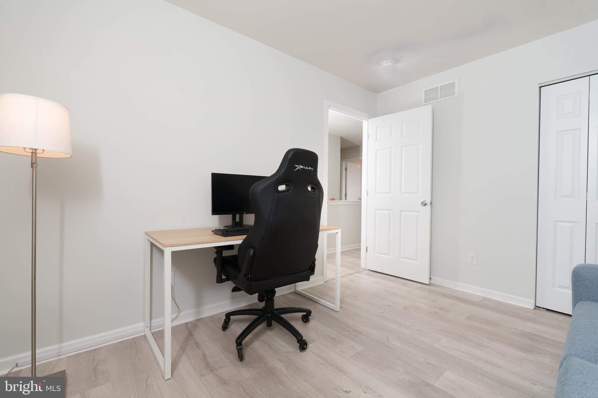 KINGS GRANT - Residential