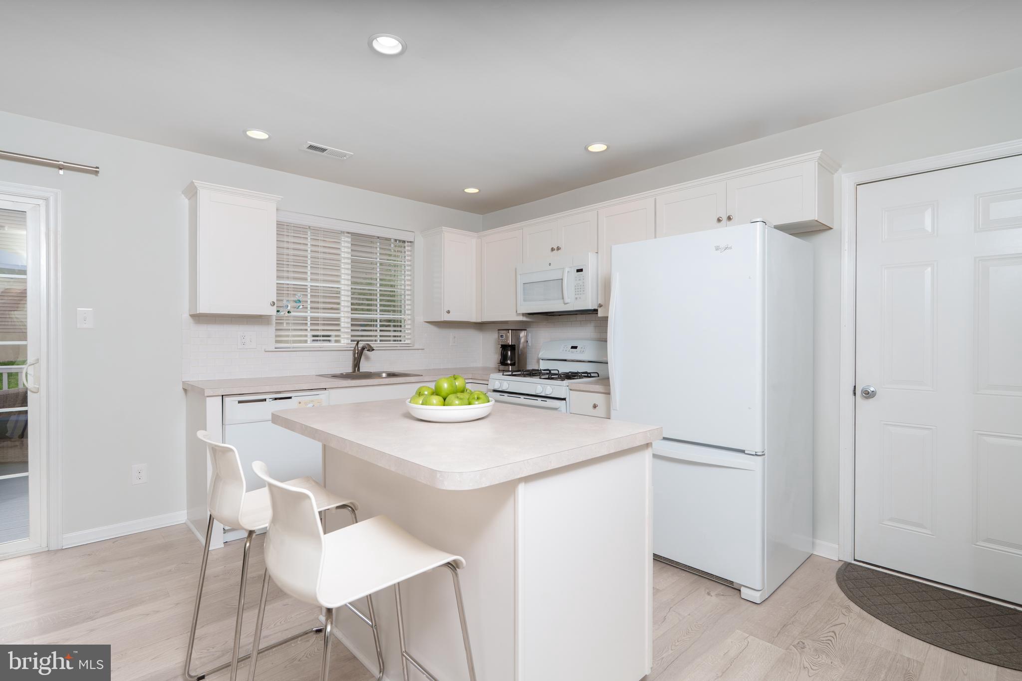 KINGS GRANT - Residential