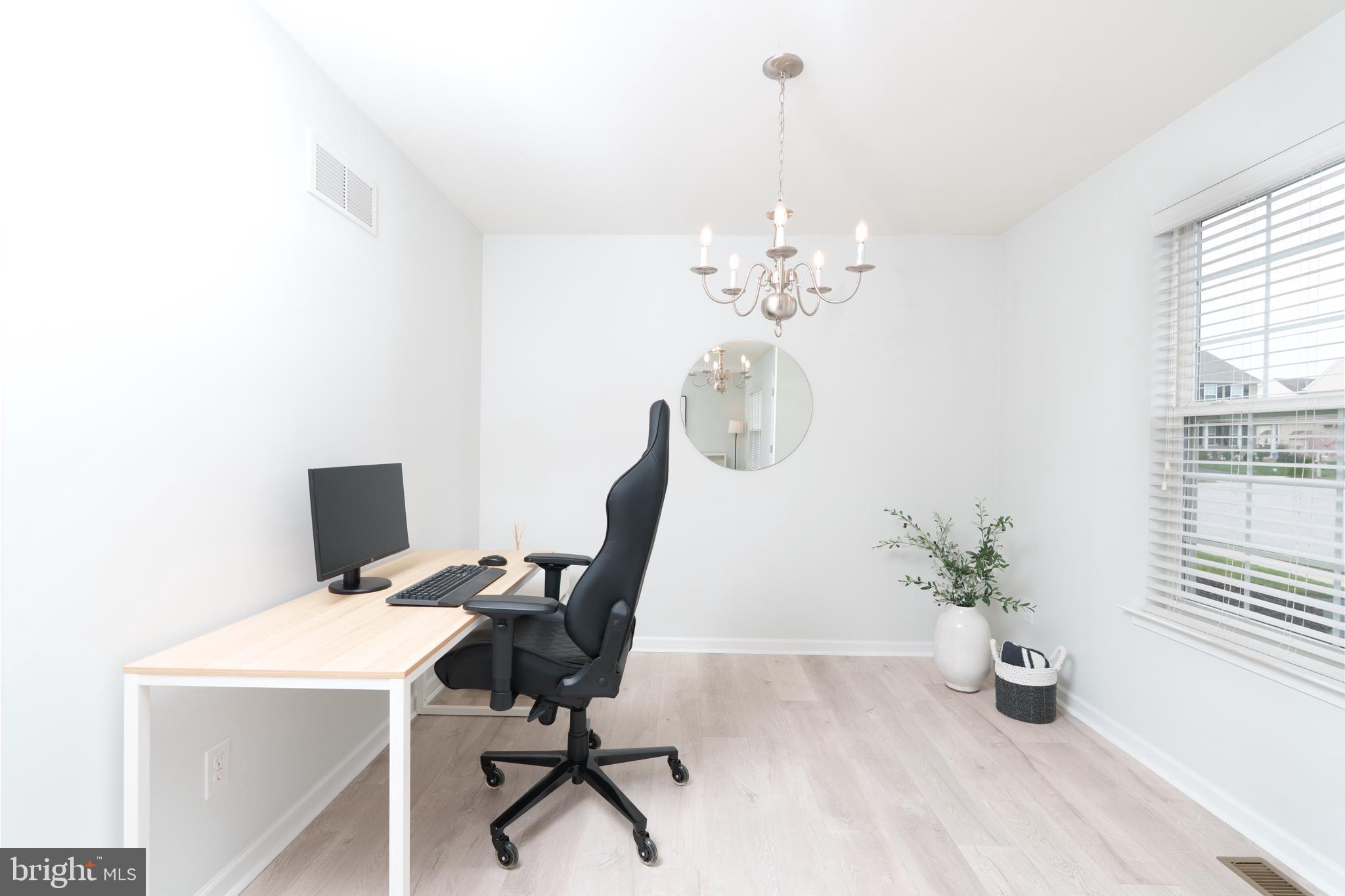 KINGS GRANT - Residential