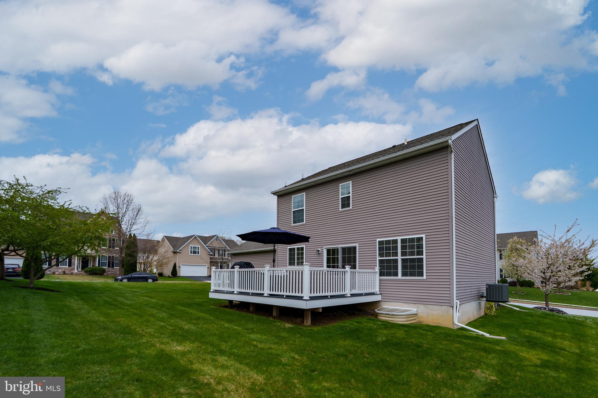 KINGS GRANT - Residential