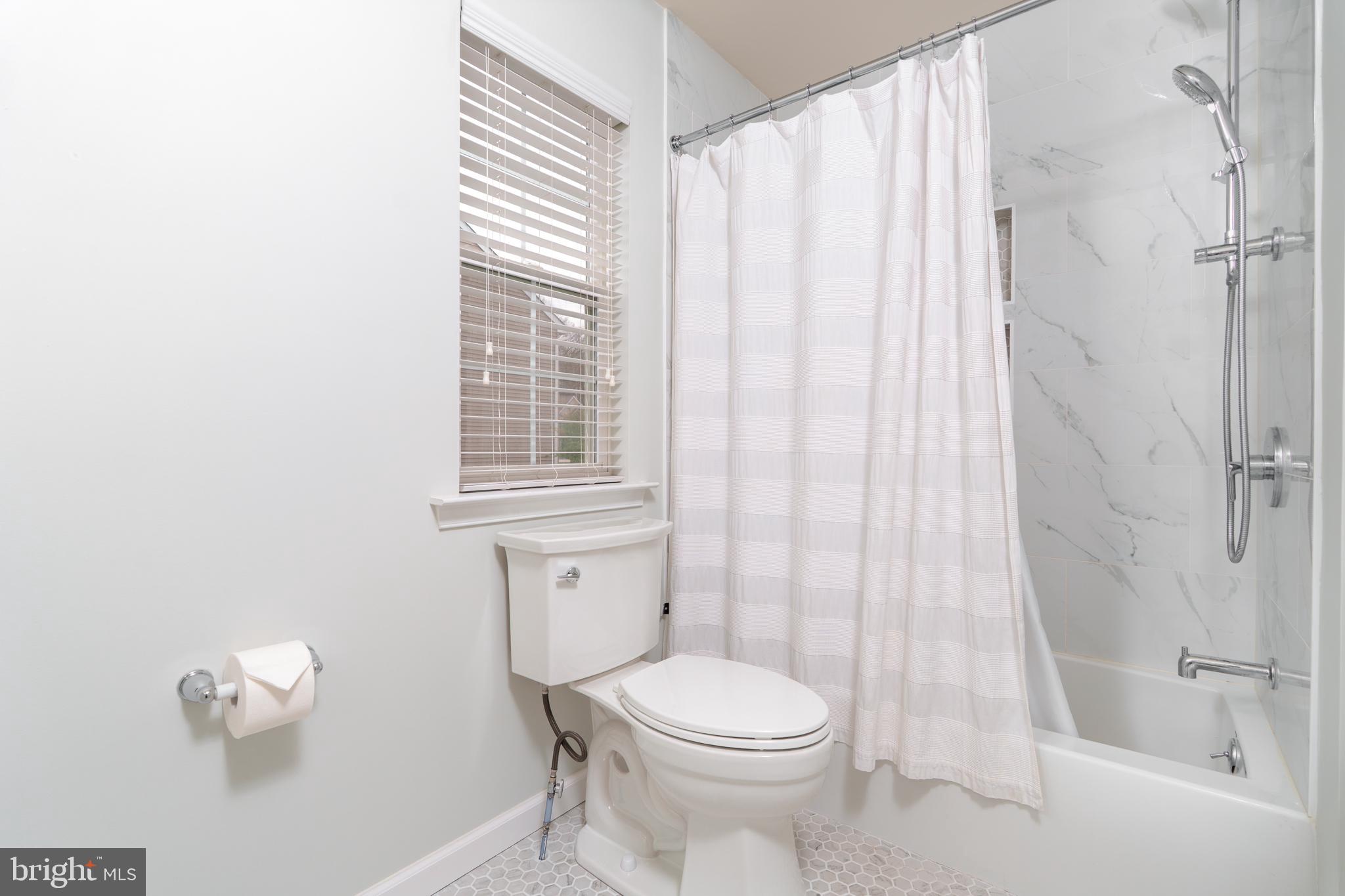 KINGS GRANT - Residential