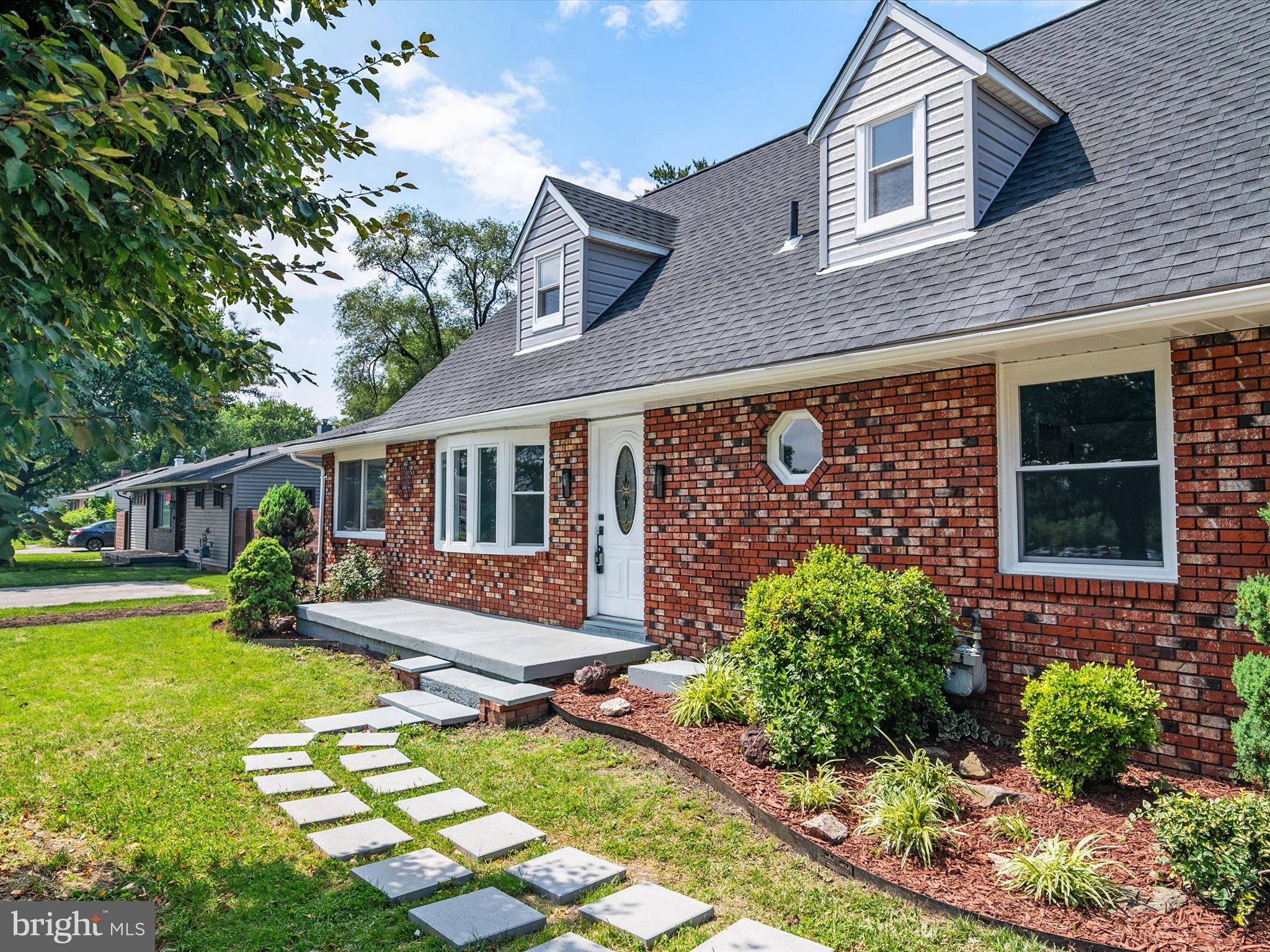 1607 W FURNACE BRANCH ROAD