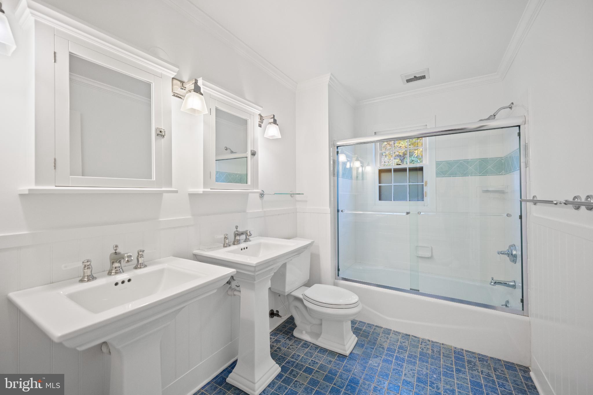 PARKVIEW HILLS - Residential